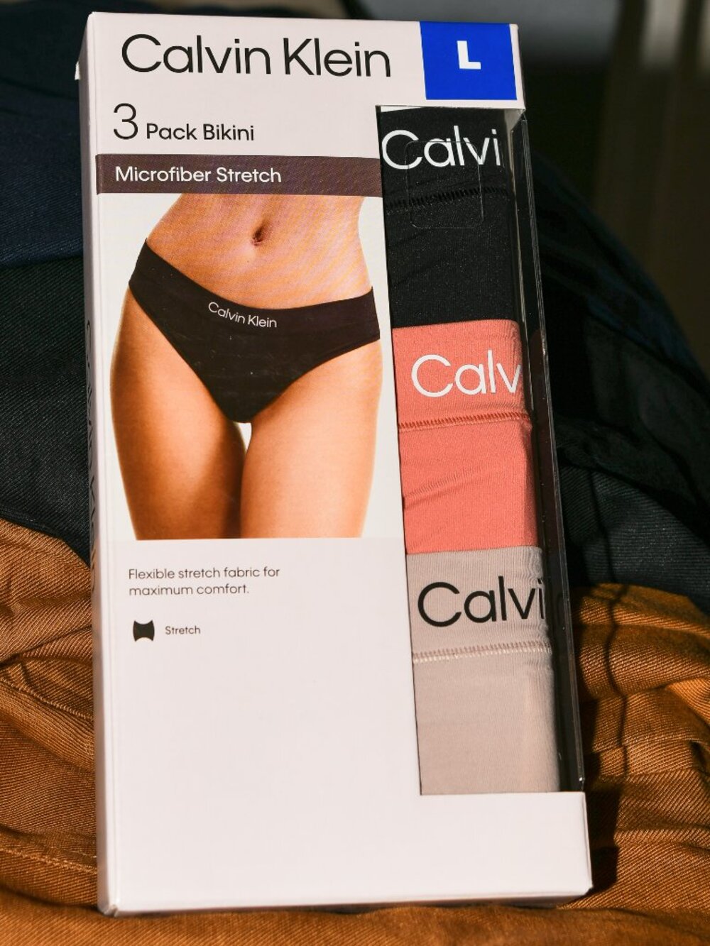 Calvin Klein    wOMEN 3 Pack Bikini